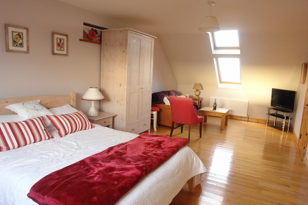 Journey'S End B&B Milltown Malbay Habitación foto